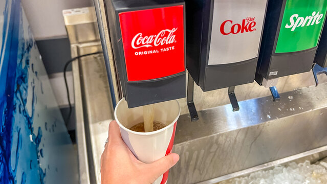 Coke ファウンテンソーダとは Coca-Cola ソーダファンテン 非売品 2026