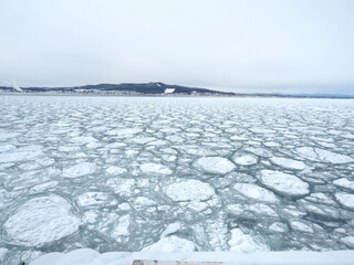 オホーツク海の海を流氷（紋別） © tawa--mana