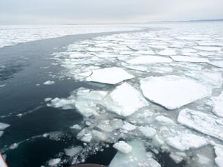 オホーツク海の海を流氷（紋別） © tawa--mana