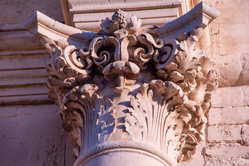  Porta Napoli, the grand triumphal arch welcoming visitors to the Baroque city of Lecce, southern Italy © lucazzitto
