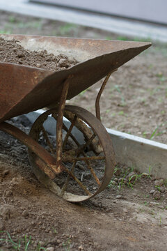 old wagon wheel