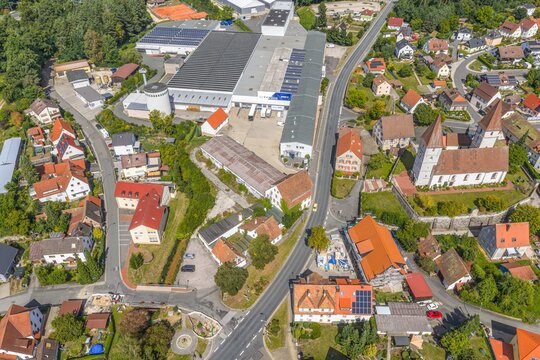 Neunkirchen am Sand am s&uuml;dwestlichen Rand der Hersbrucker Alb  in Mittelfranken aus der Vogelperspektive