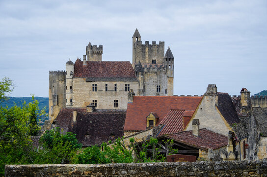 Chateau de beynac historic medieval fortress architecture