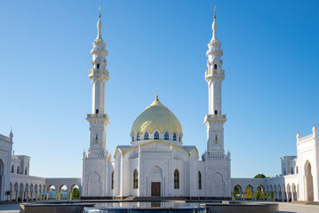 Obraz premium White Mosque close-up. Bolgar, Tatarstan, Russia