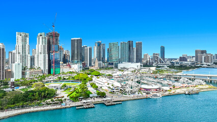 Obraz premium Miami downtown and Bayside park view, 