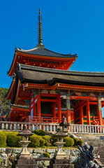 Naklejka premium At Kiyomizu-dera (Kyoto, Japan)