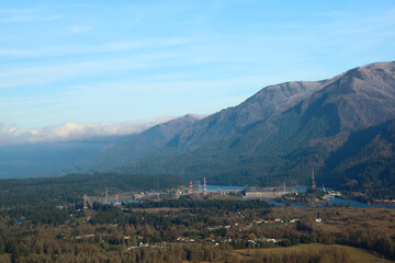 Bonneville Dam and Hydroelectic power station lying on the Columbia river which runs between the states of Oregon and Washington.
