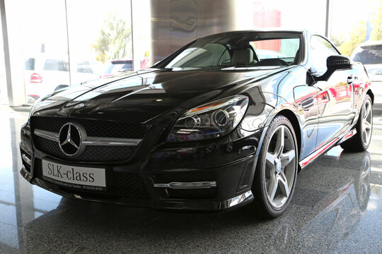 Black Mercedes-Benz SLK-class at yearly automotive-show