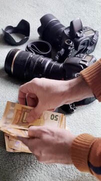 C&aacute;mara de fotograf&iacute;a y ganar dinero contando billetes de euro 