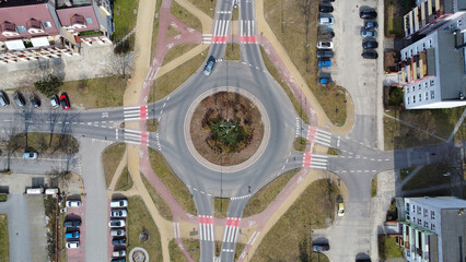 Rondo. Skrzyżowanie ruch okrężny © Hanna