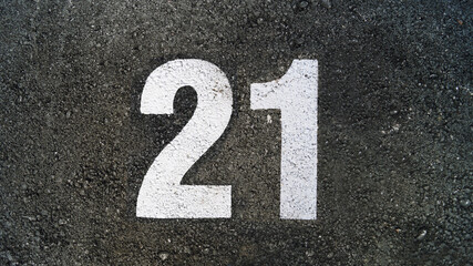 Number twenty one, 21