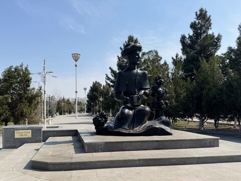 Monument dedicated to the legendary Turkish poet and philosopher Yunus Emre, located in the Parahat-1 residential district of Ashgabat, Turkmenistan.