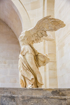 Nike of Samothrace 