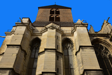 Fototapeta premium Contreforts&nbsp;et&nbsp;tour&nbsp;carrée&nbsp;de la cathédrale de Meaux. France 
