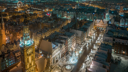 Obraz premium Gdańsk at night from a drone. Winter 2026.
