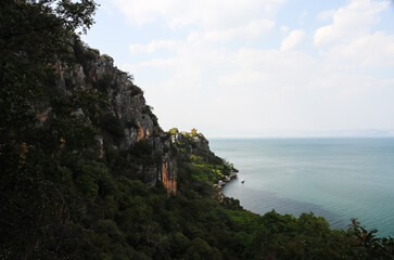 Scenery of the Summer Lake Island
