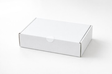 Naklejka premium Minimalist white cardboard box