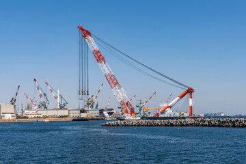 神奈川県横浜市の港湾風景