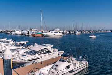 神奈川県横浜市の港湾風景