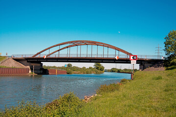 Datteln-Hamm-Kanal und die Gahmerstra&szlig;en-Br&uuml;cke, Nr. 460 km 12.955