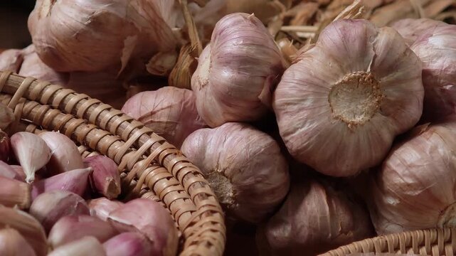 Fresh garlic in a basket.	