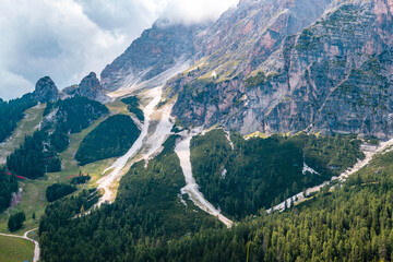 Profilo di montagne nei dintorni di Cortina d'Ampezzo