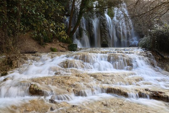 Cascade d'Aubres. Vall&eacute;e de l'Eygues - Nyons - Dr&ocirc;me Proven&ccedil;ale - Baronnies