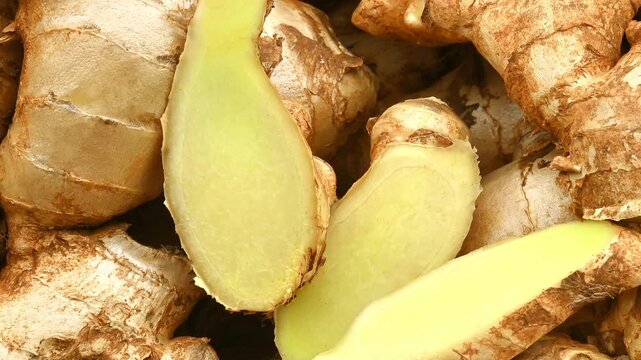 Fresh ginger root and ginger slice. Herb Fresh ginger root and ground ginger spice.