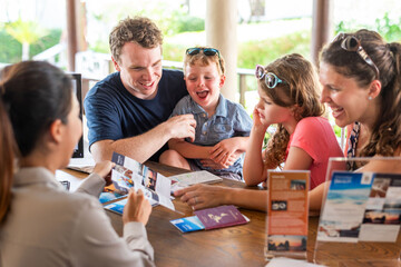 Family planning vacation travel. © Rawpixel.com