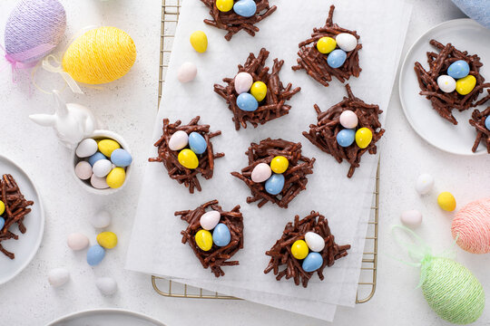 Chocolate bird nest dessert with cream chocolate eggs, dessert idea for Easter