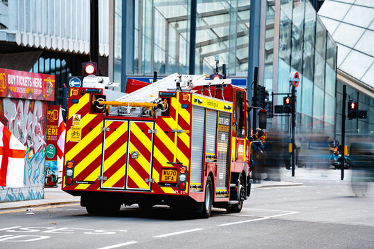 LFB London Fire Brigade, Fire Truck, British Fire Engine, Pump Ladder, Emergency Response Appliance Vehicle, Tottenham Court Road, UK &mdash; March 2026