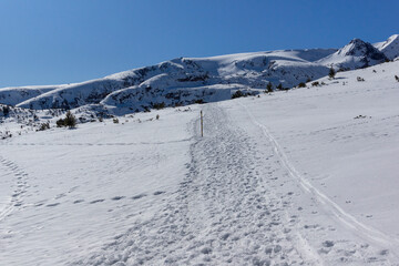 Obraz premium Winter view of Rila Mountain near The Seven Rila Lakes, Bulgaria