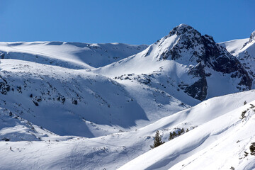 Obraz premium Winter view of Rila Mountain near The Seven Rila Lakes, Bulgaria