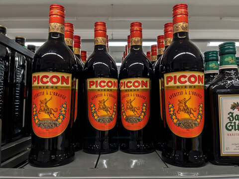 Picon Amer Piquant: A Unique Orange Aperitif