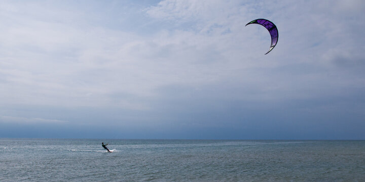 Kitesurfing