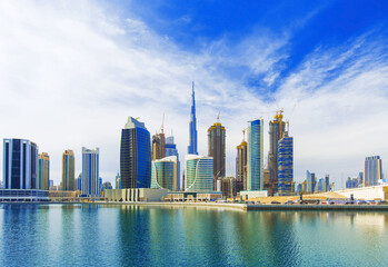 Obraz premium Beautiful panorama of modern and luxury Dubai city,United Arab Emirates