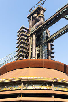 Industrial architecture of a modern metallurgical plant