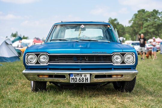 FINOWFURT, GERMANY - JUNE 28, 2025: Mid-size car Plymouth Satellite coupe, 1968. Roadrunner's Paradise Race 61 Festival.
