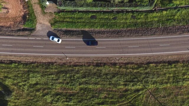 Circular y mantener distancia de seguridad entre veh&iacute;culos para evitar accidentes