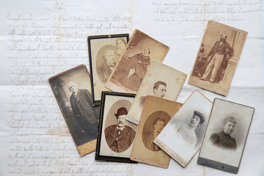 COLLEZIONE DI FOTOGRAFIE ANTICHE