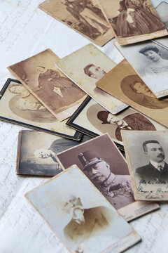 COLLEZIONE DI FOTOGRAFIE ANTICHE