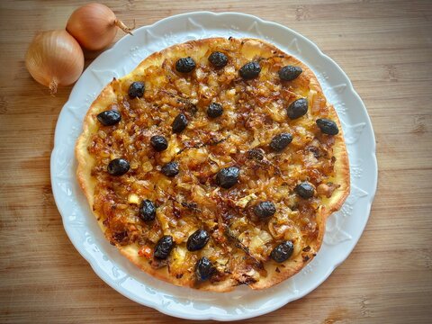 french pissaladi&egrave;re