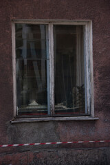Obraz premium window in the old house