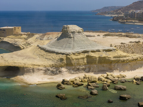 Xwejni Rock coastal limestone formations - Zebbug, Malta