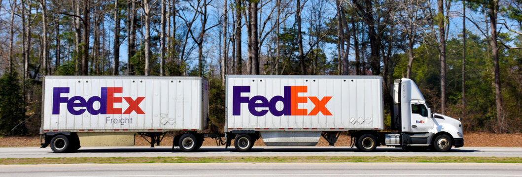 A truck of FedEx Transport company, Interstate 95, North Carolina, USA