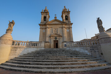 Obraz premium Sannat Parish Church facade and staircase - Sannat, Malta