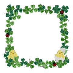 手刺繍のクローバーとひよことてんとう虫のフレーム © Stitch Palette
