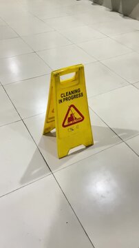 caution wet floor caution sign