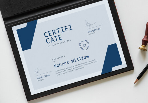 Modern Certificate of Achievement Template