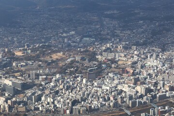 Obraz premium 上空から見た熊本市中心部と熊本城
